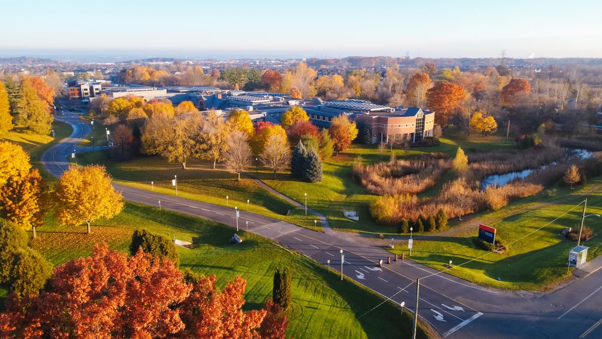 Redeemer University College