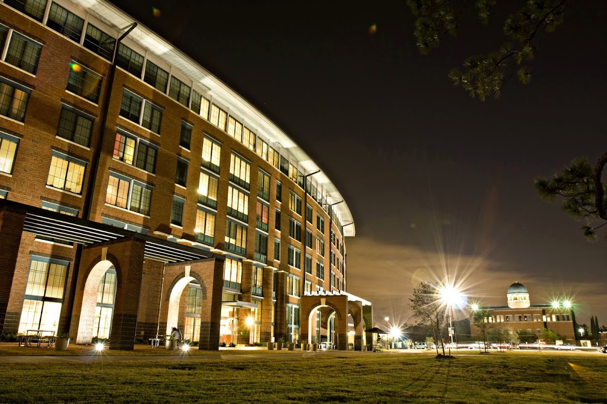 College of 2185 photo 2