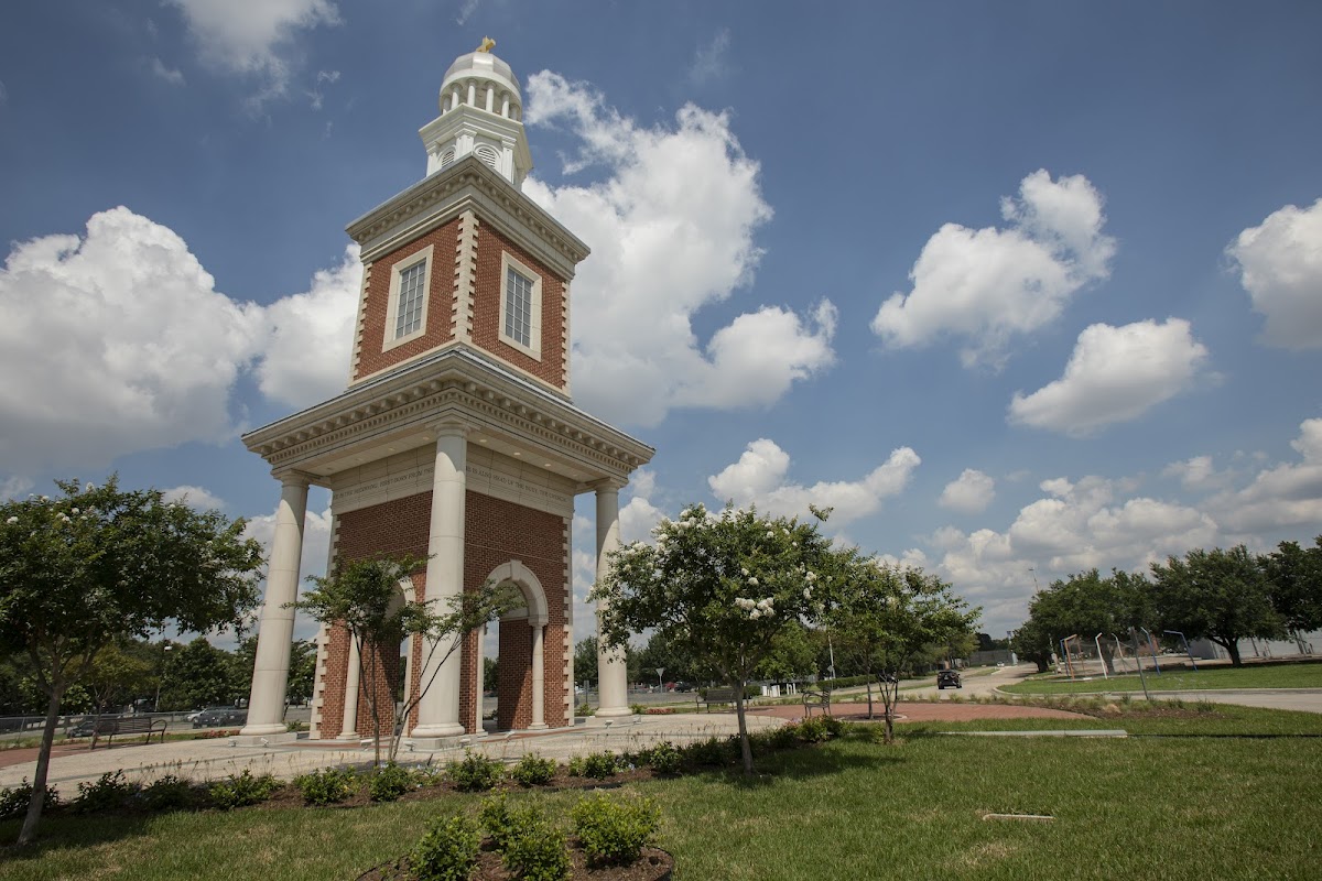 College of 2185 photo 3