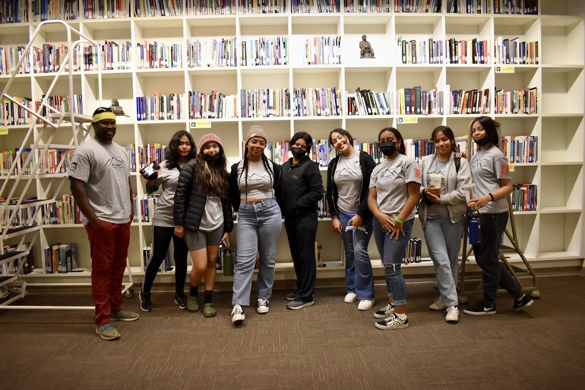 University of 3399 photo 7