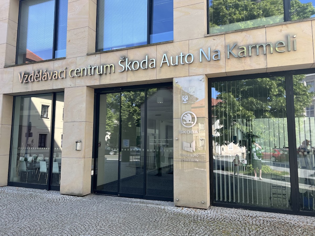 ŠKODA AUTO University photo 6