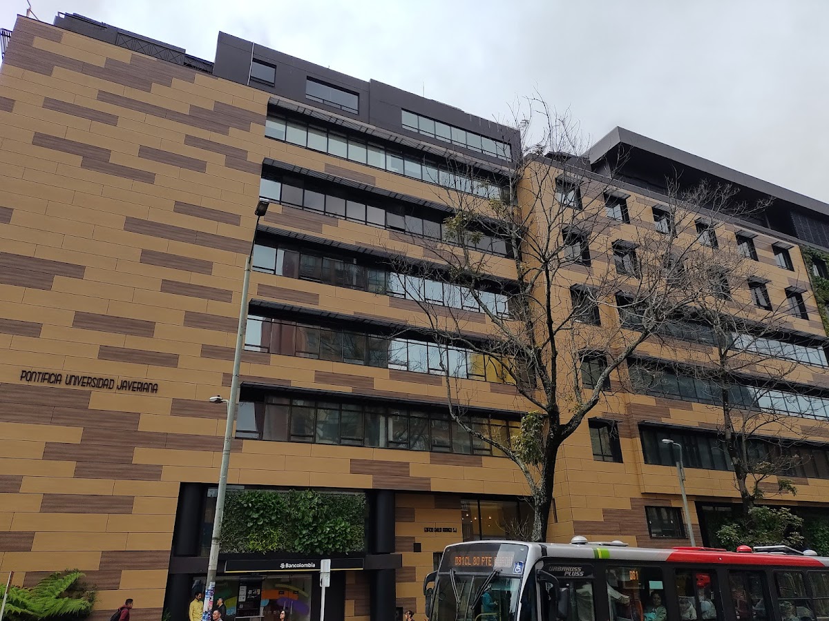 Pontificia Universidad Javeriana photo 4