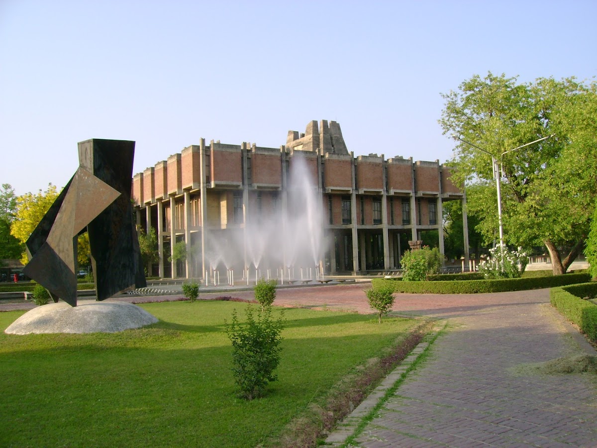 Indian Institute of Technology Kanpur photo 3