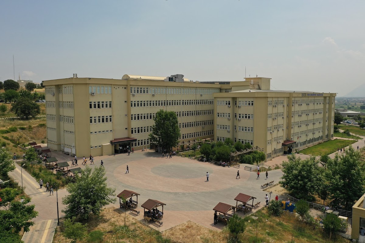 Manisa Celal Bayar University photo 4