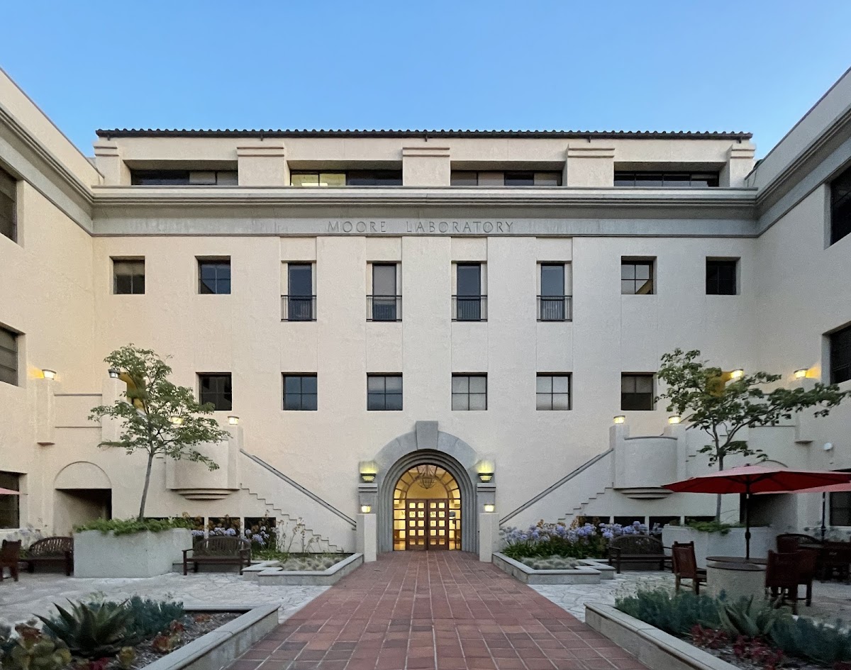 Caltech photo 7