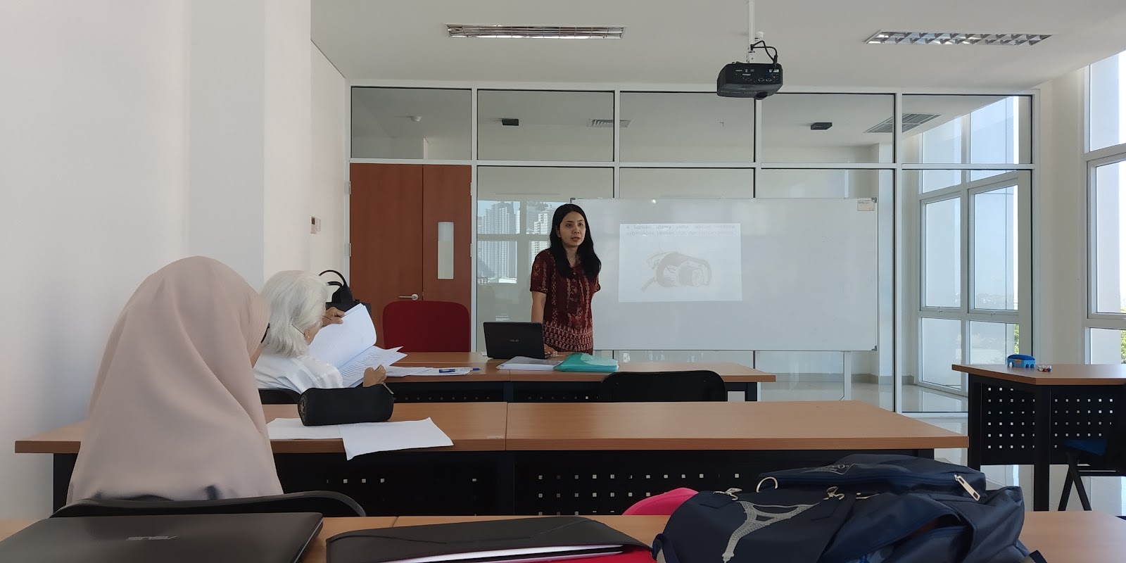 Universitas Negeri Surabaya