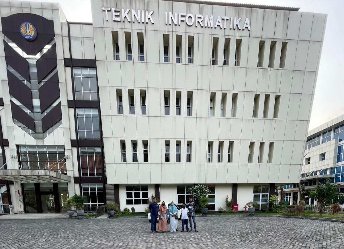 Universitas Negeri Surabaya photo 1