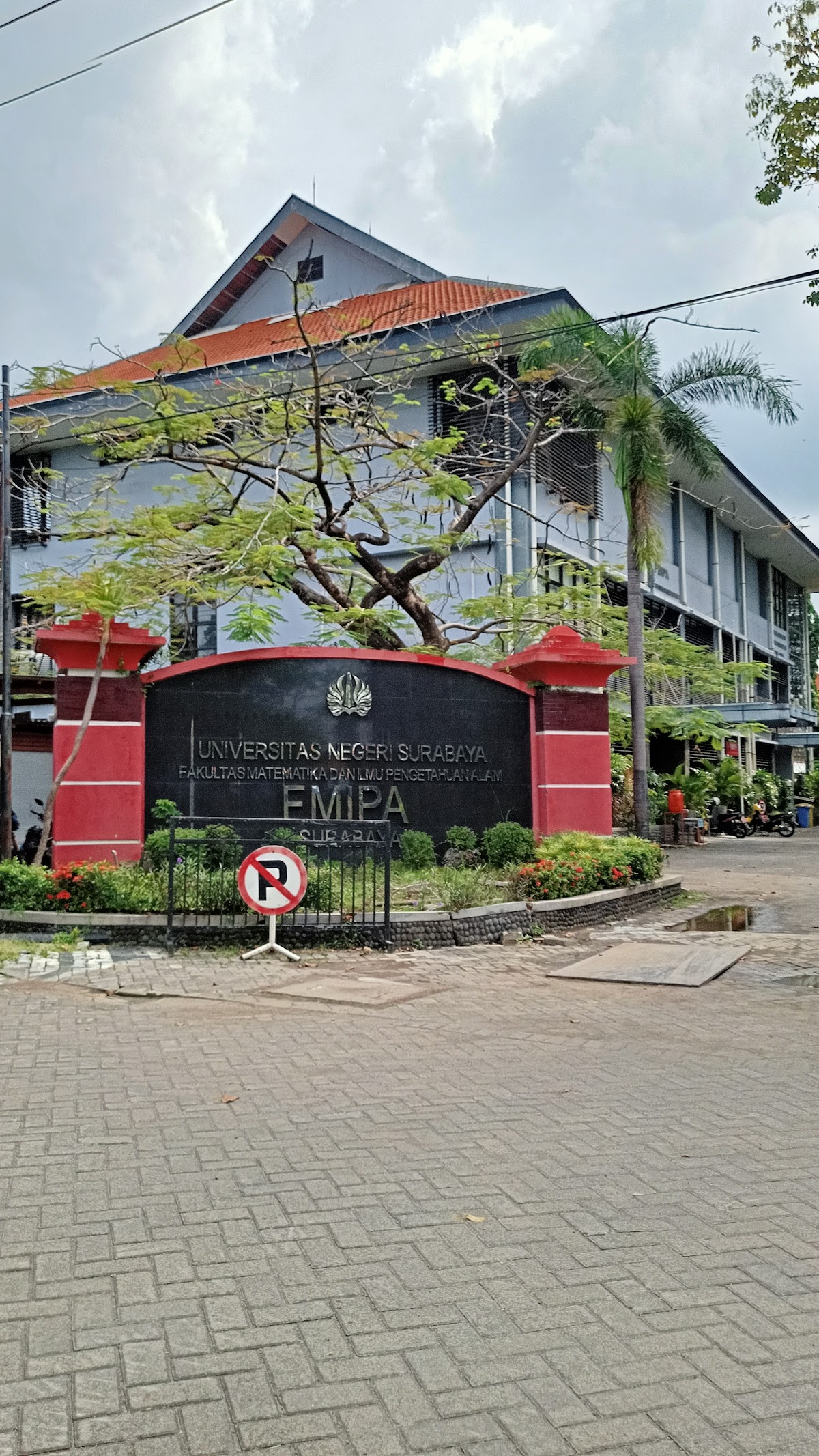 Universitas Negeri Surabaya photo 9