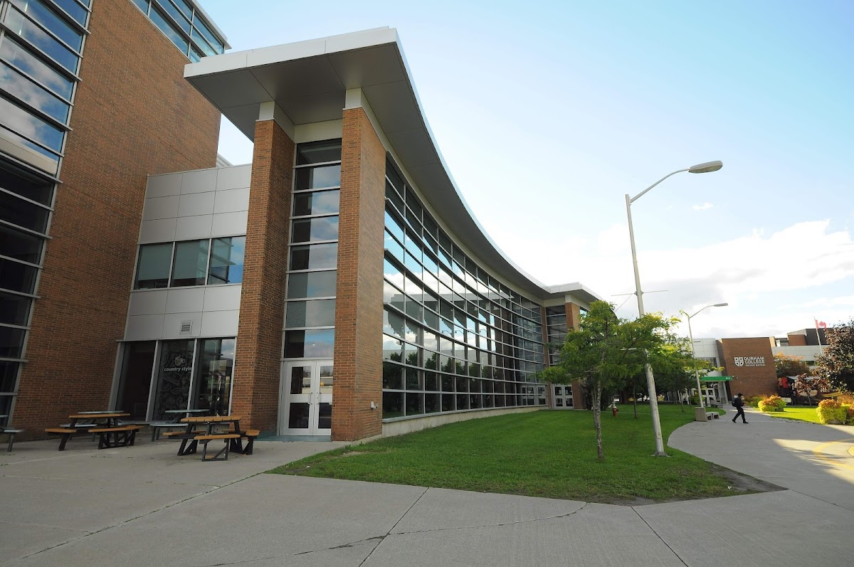 Durham College photo 3