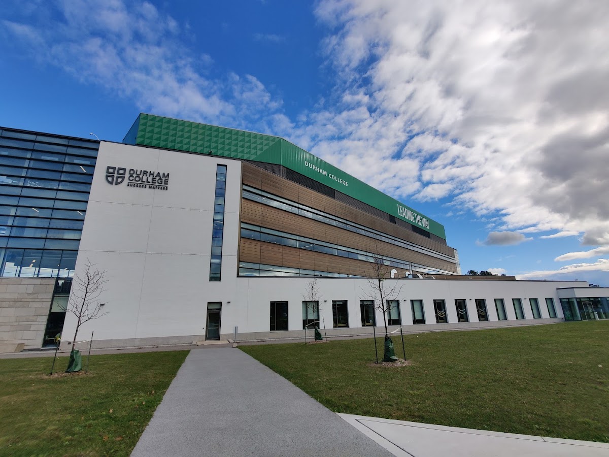 Durham College photo 4