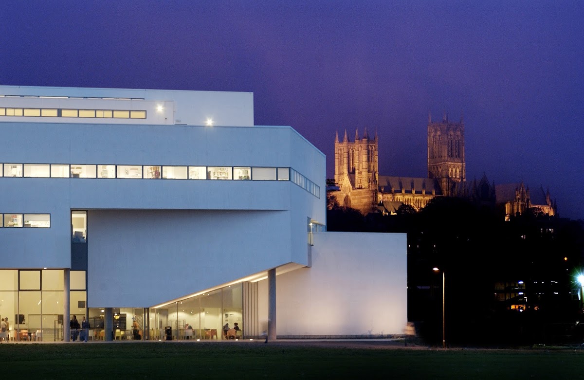 University of Lincolnshire and Humberside photo 3