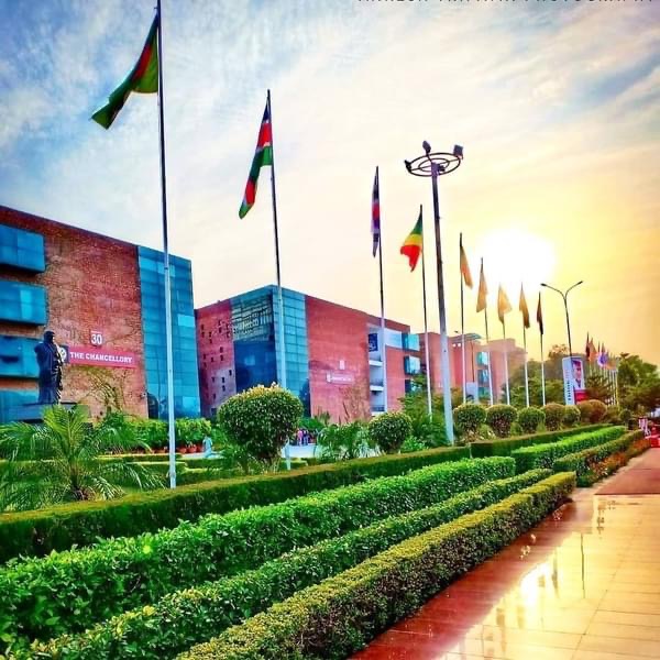 Lovely Professional University photo 8