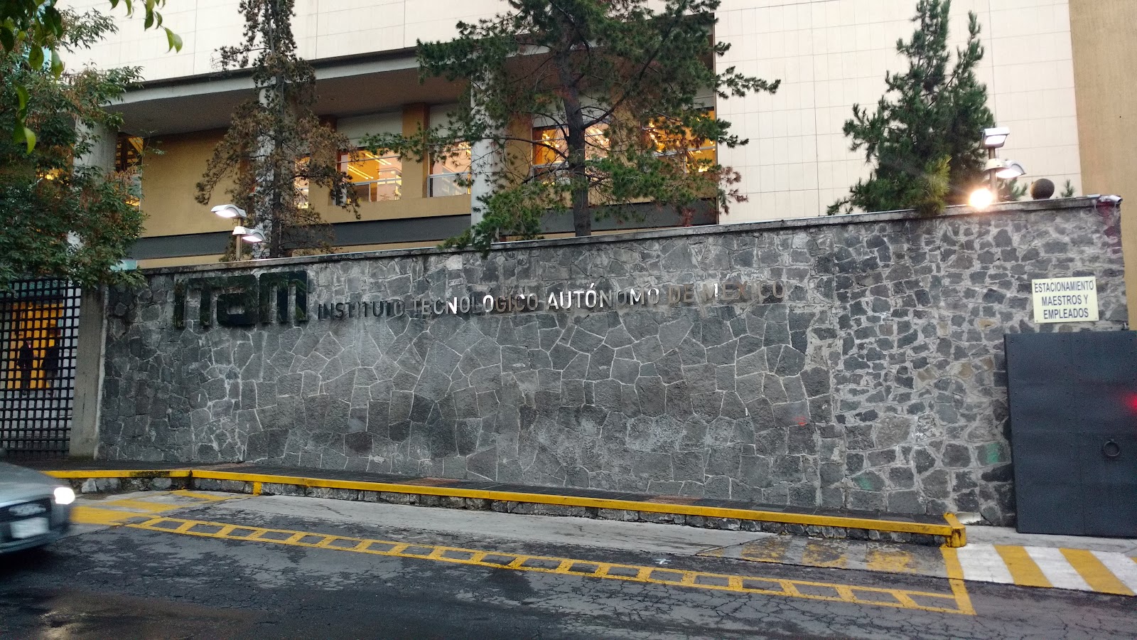 Instituto Tecnológico Autónomo de México