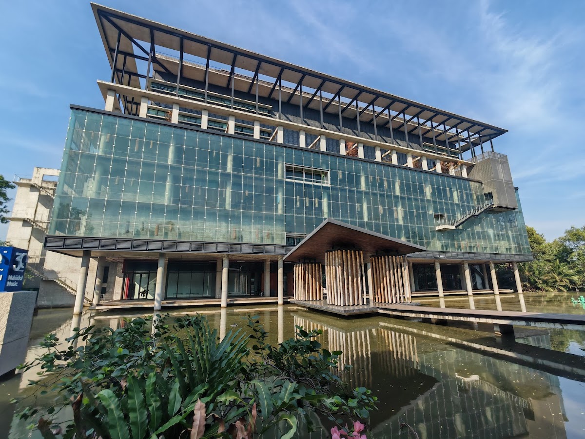 Mahidol University photo 8