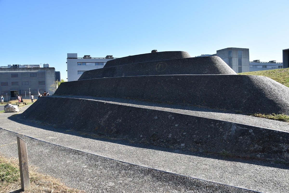 Toulouse III Paul Sabatier University photo 7