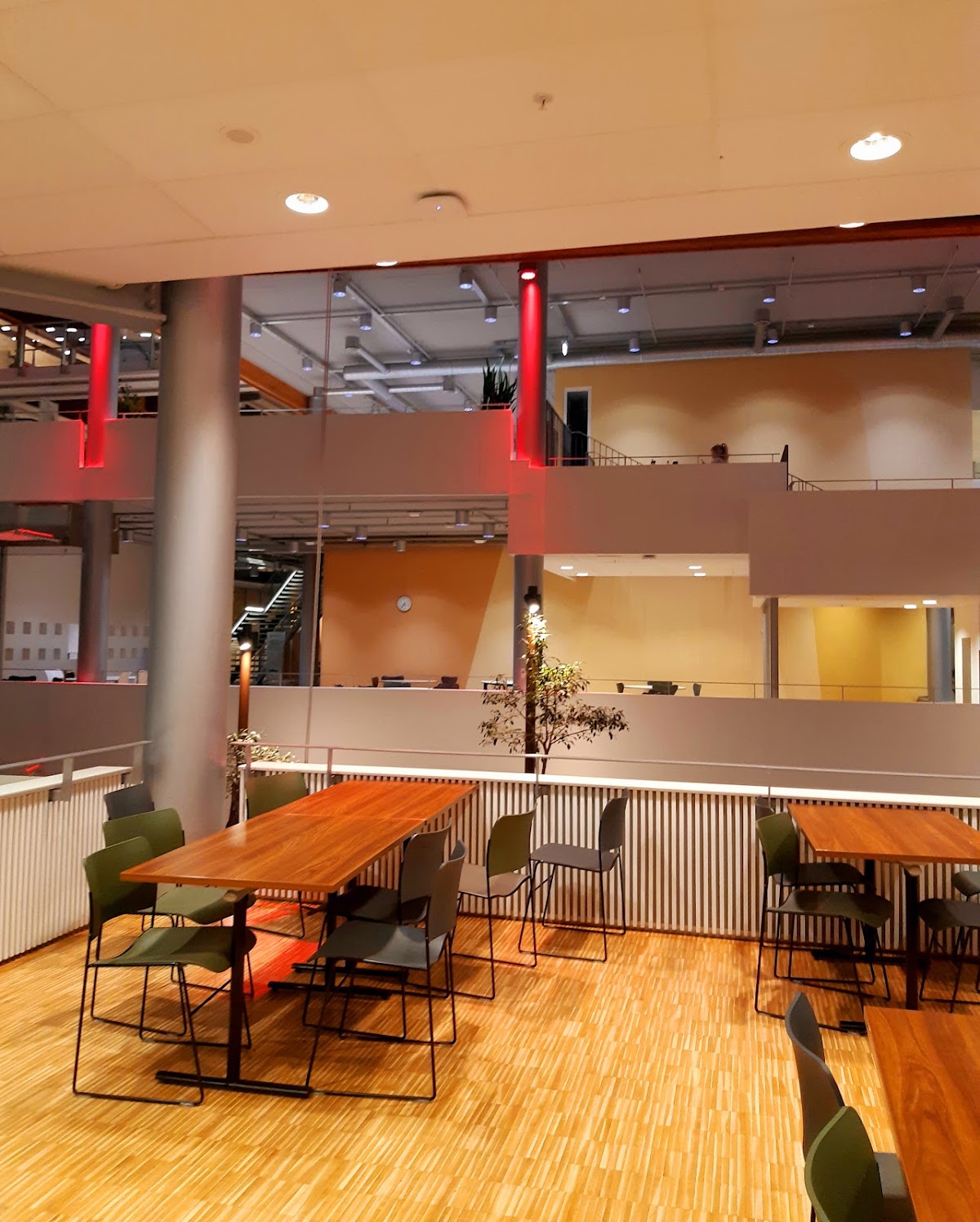 BI Norwegian Business School photo 8