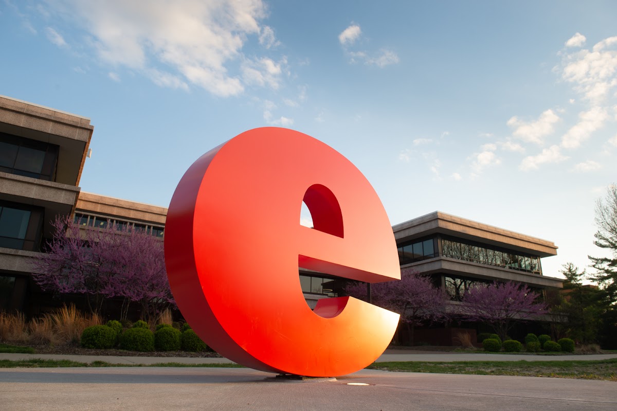 Southern Illinois University Edwardsville photo 5