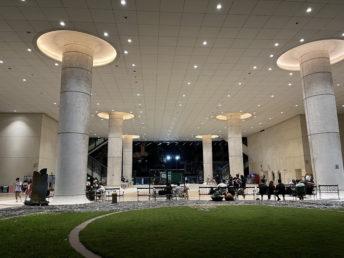 De La Salle University photo 1