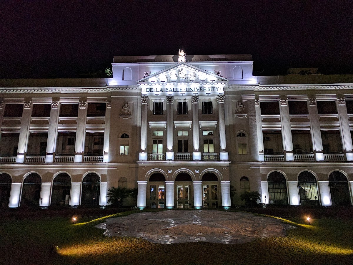 De La Salle University photo 2