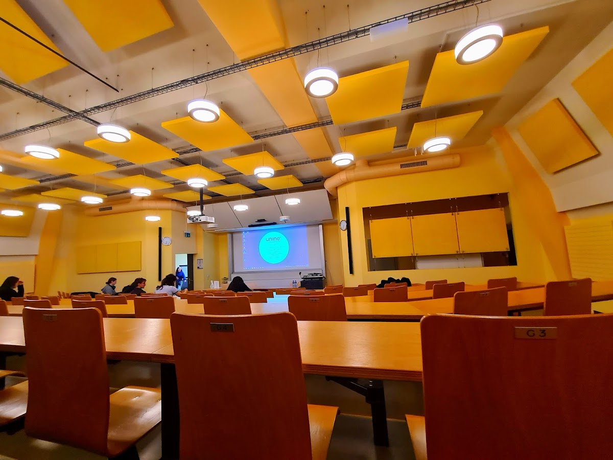 Neuchâtel University photo 9