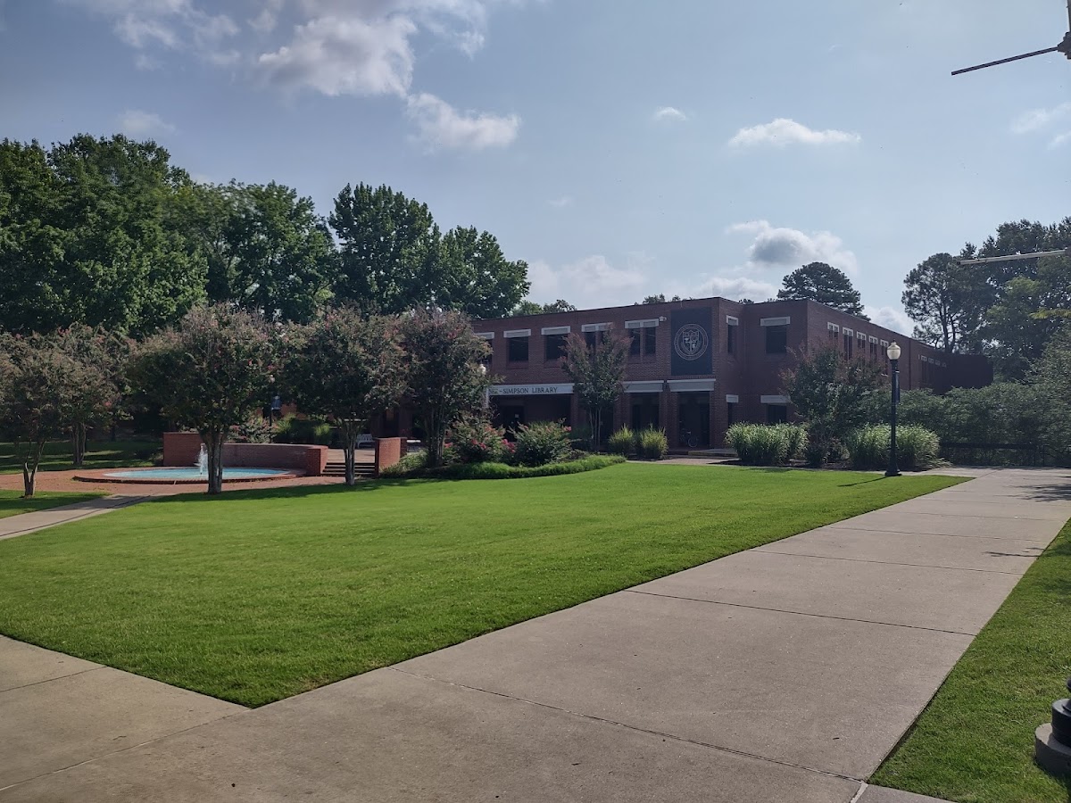 Lyon College photo 6