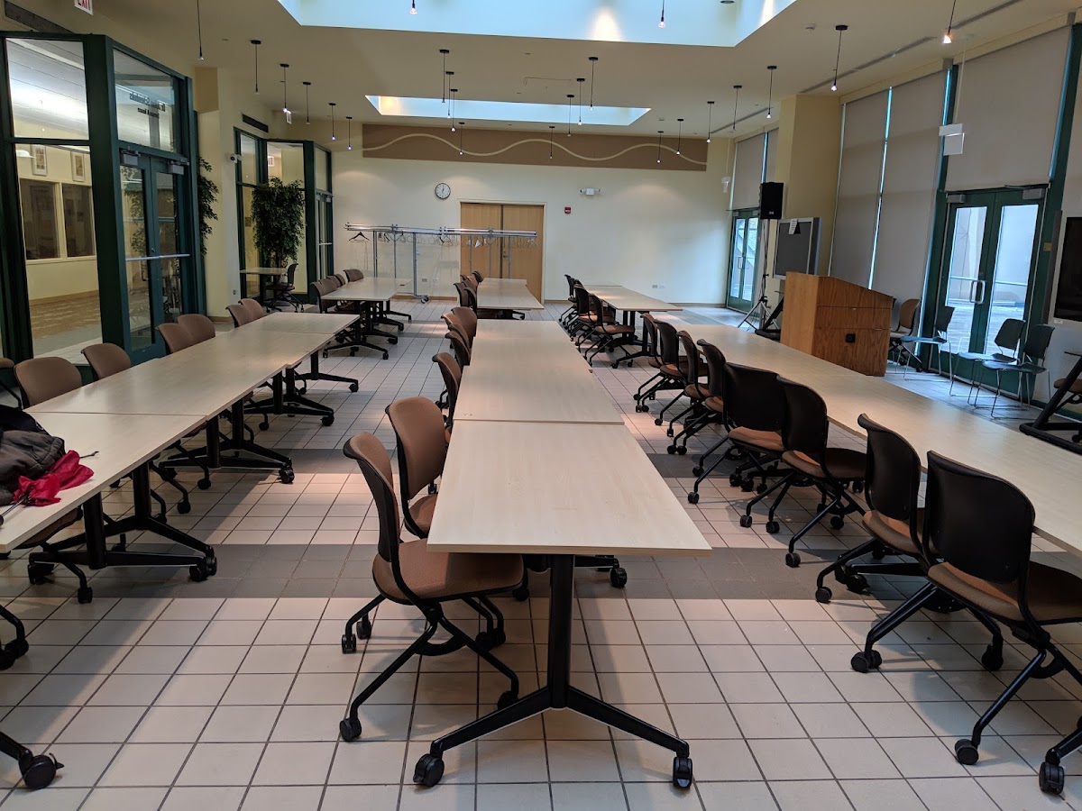 Regional University 2820 photo 4