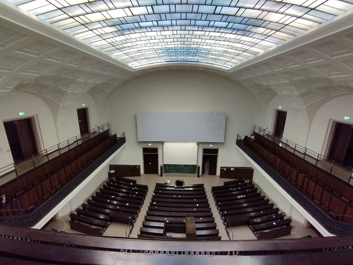 Ludwig Maximilian University of Munich photo 4