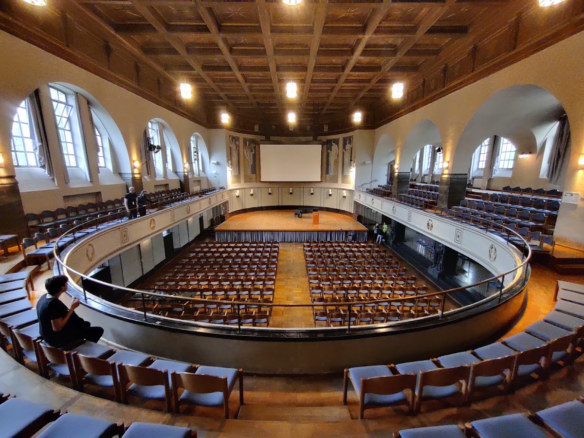 Ludwig Maximilian University of Munich photo 5