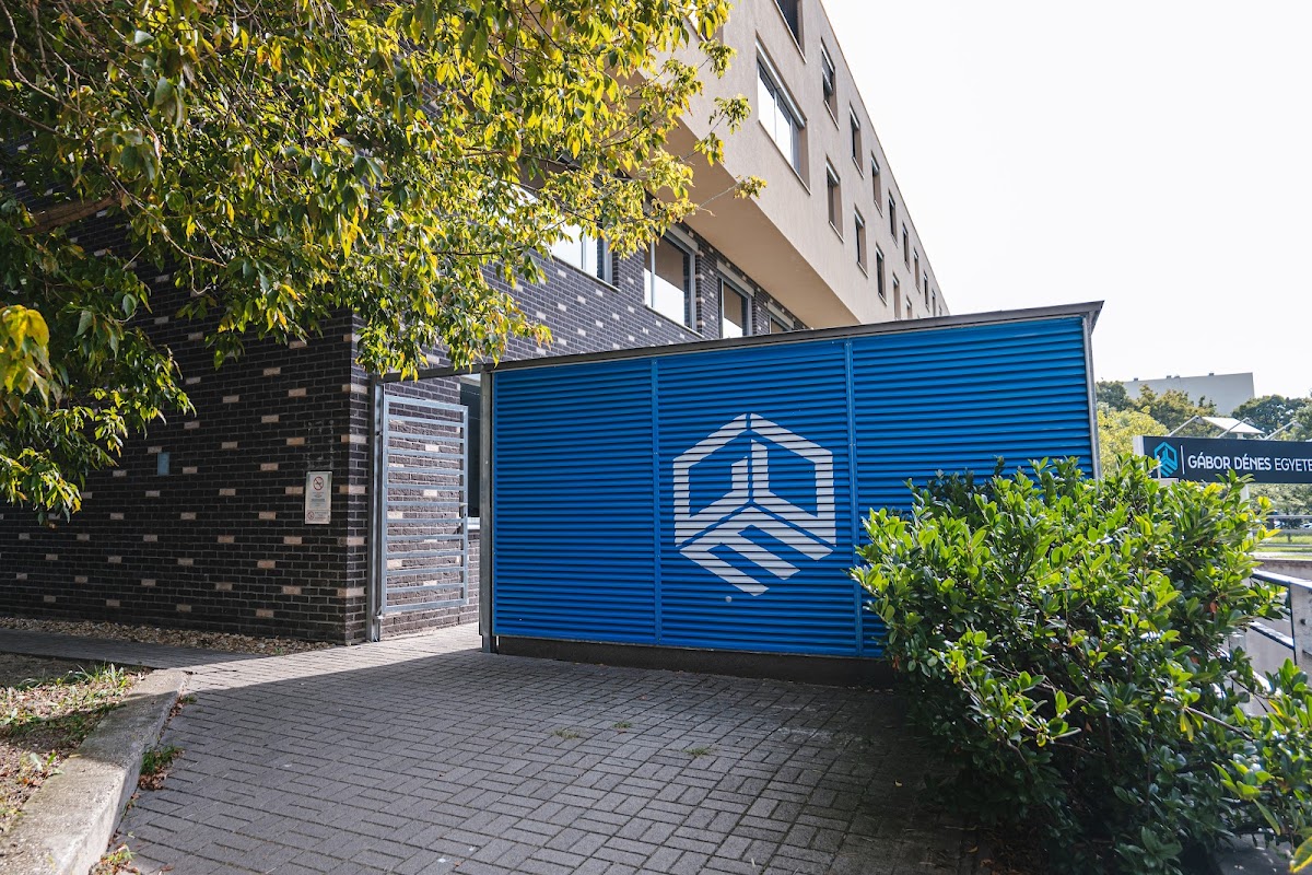 Gábor Dénes University photo 3