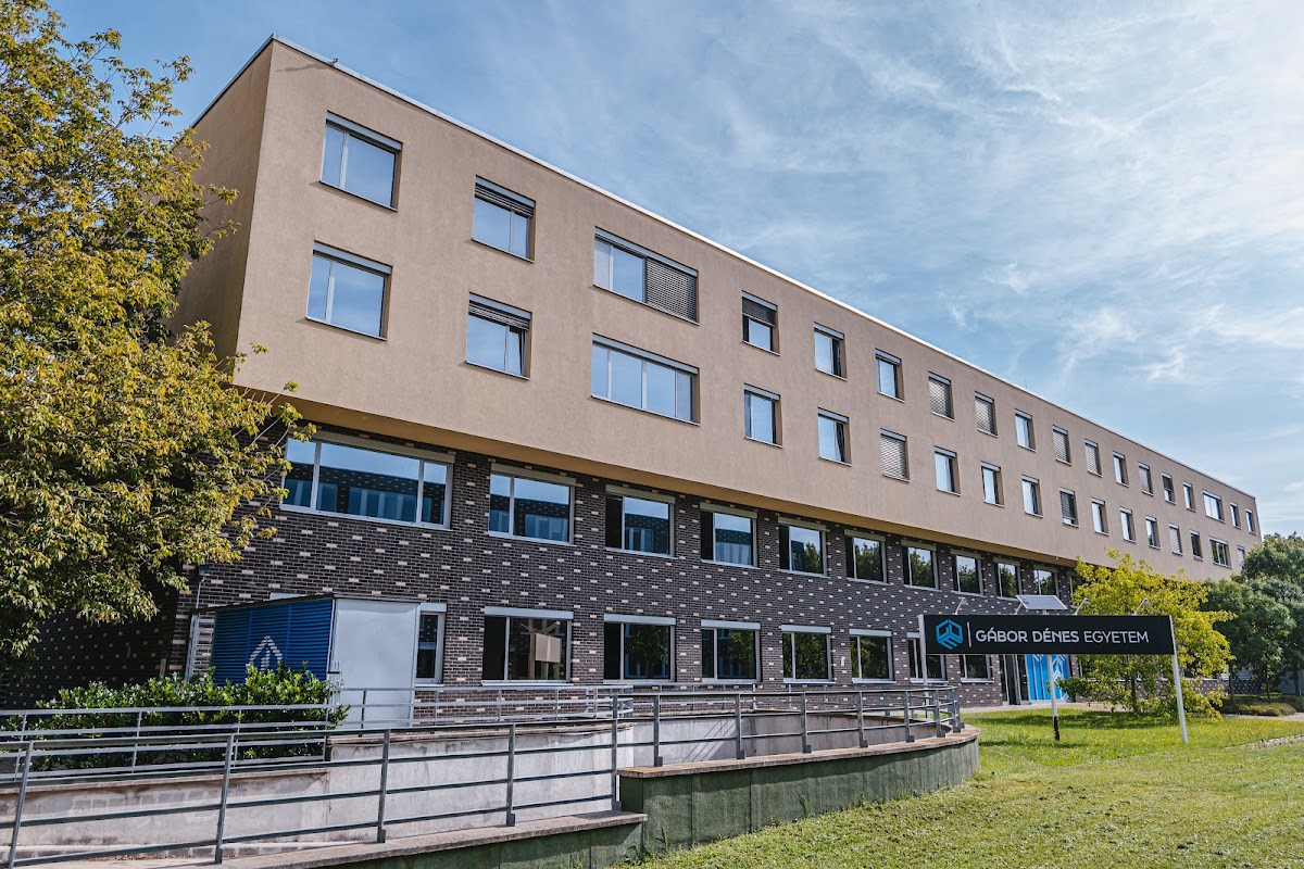 Gábor Dénes University photo 5