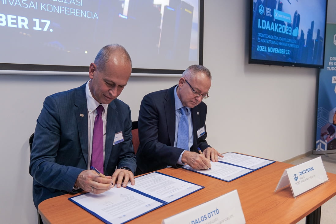 Gábor Dénes University photo 6