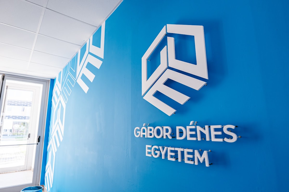 Gábor Dénes University photo 8