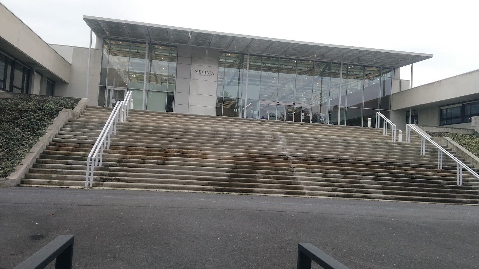 NEOMA Business School