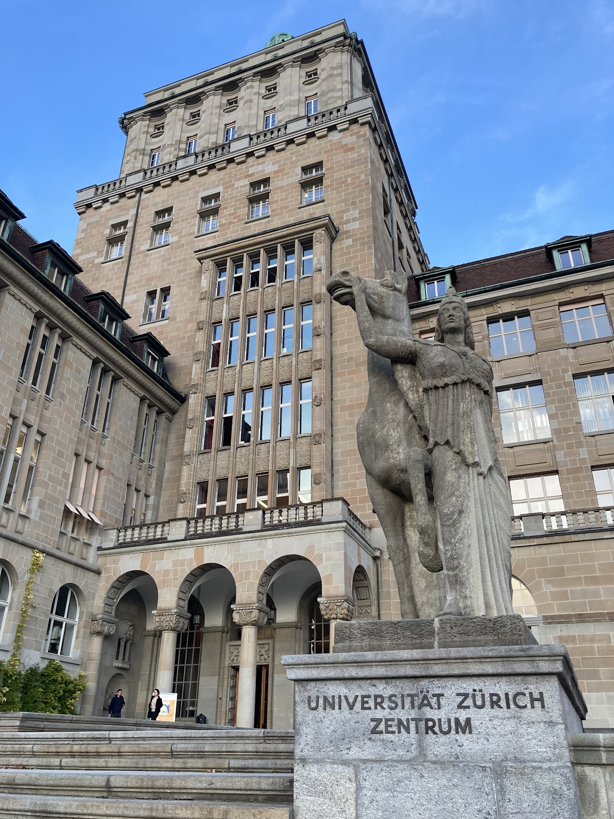 University of Zurich photo 8
