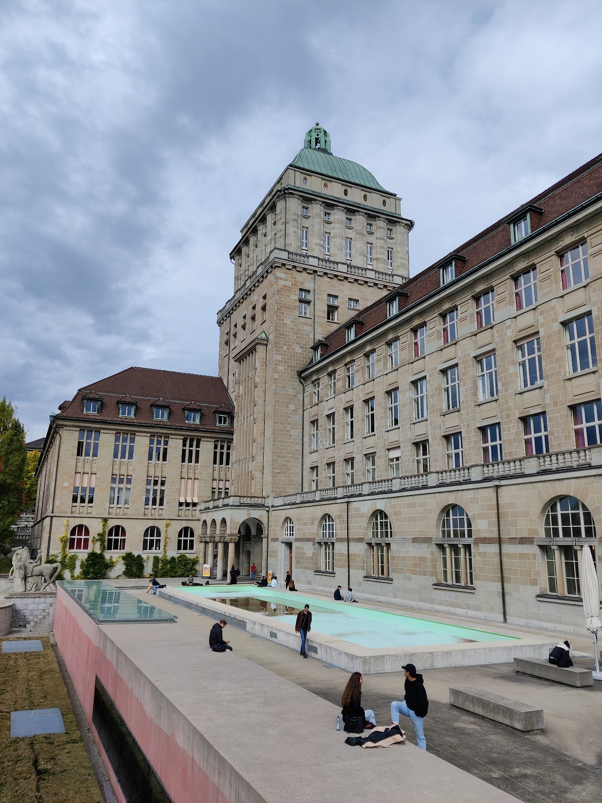 University of Zurich photo 9