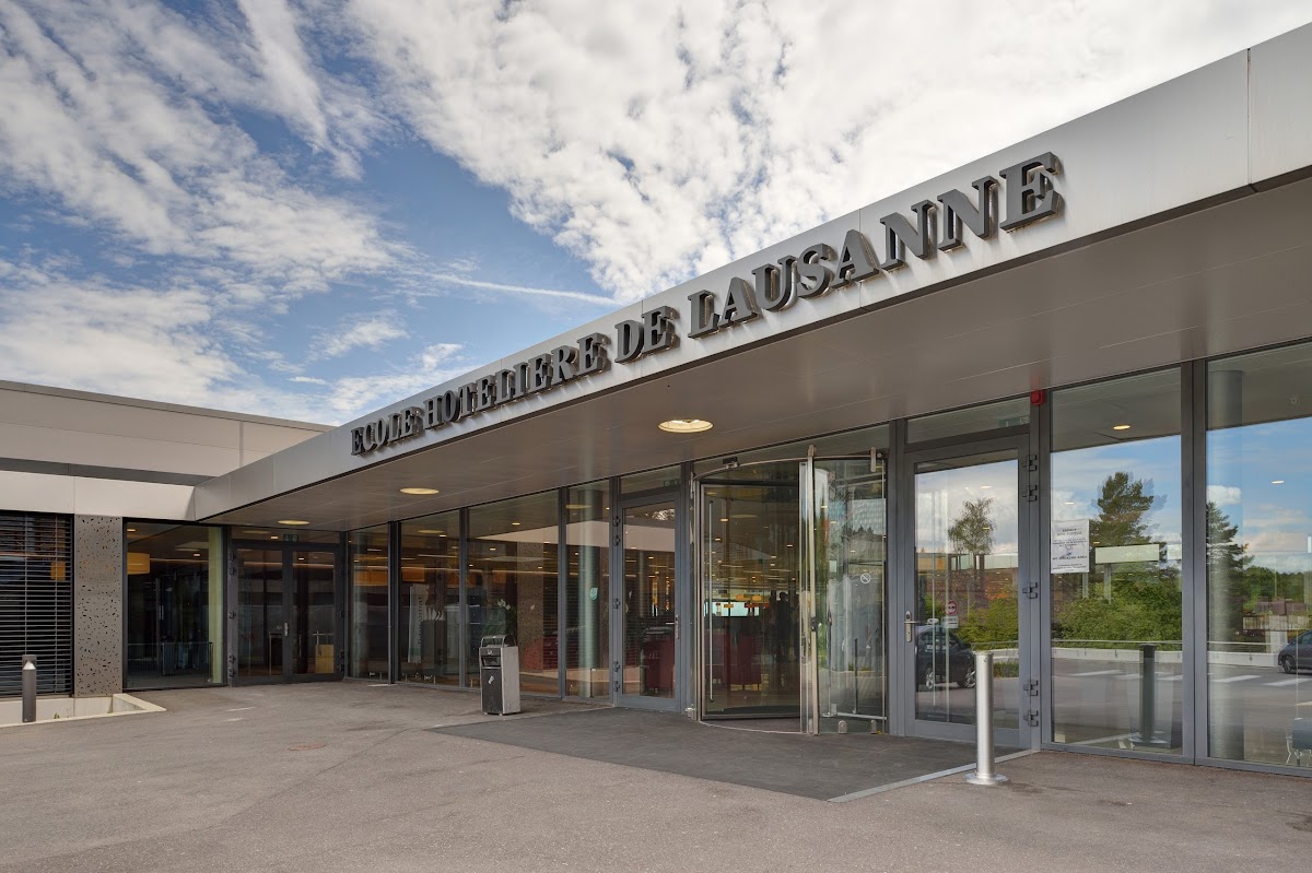 EHL Hospitality Business School photo 4