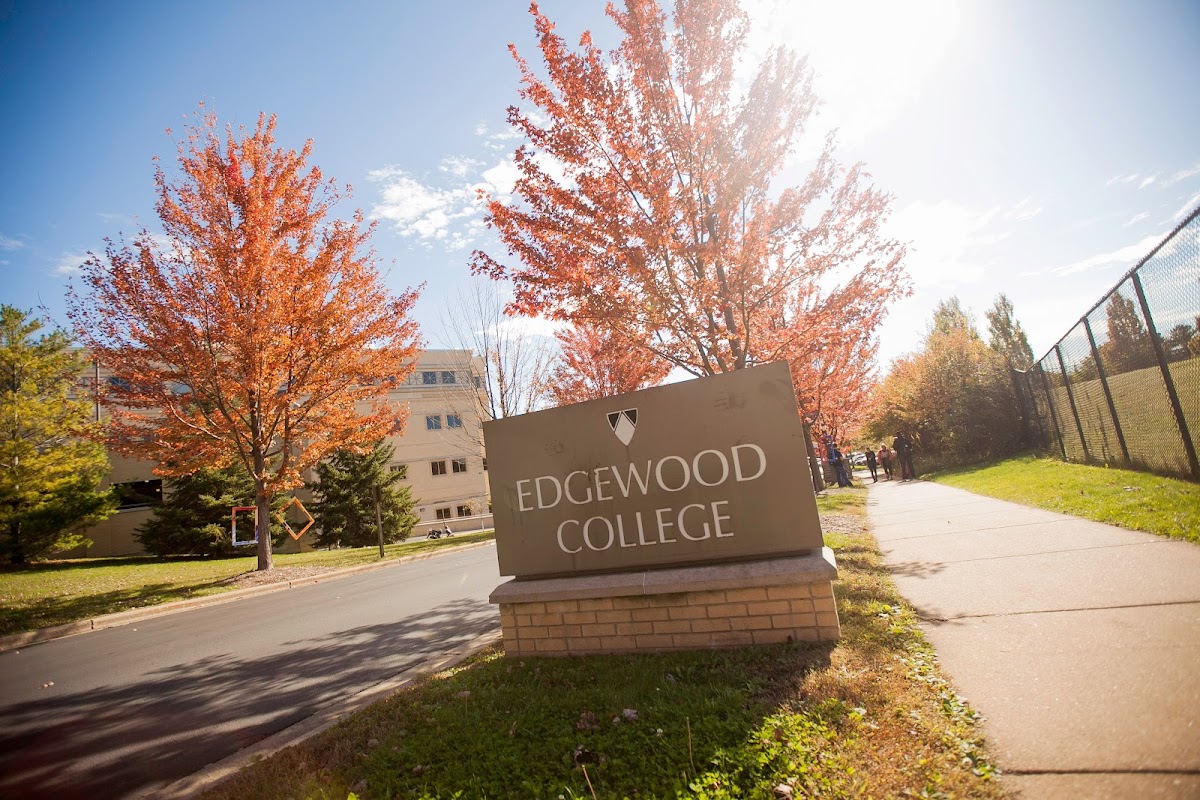 Edgewood College photo 3