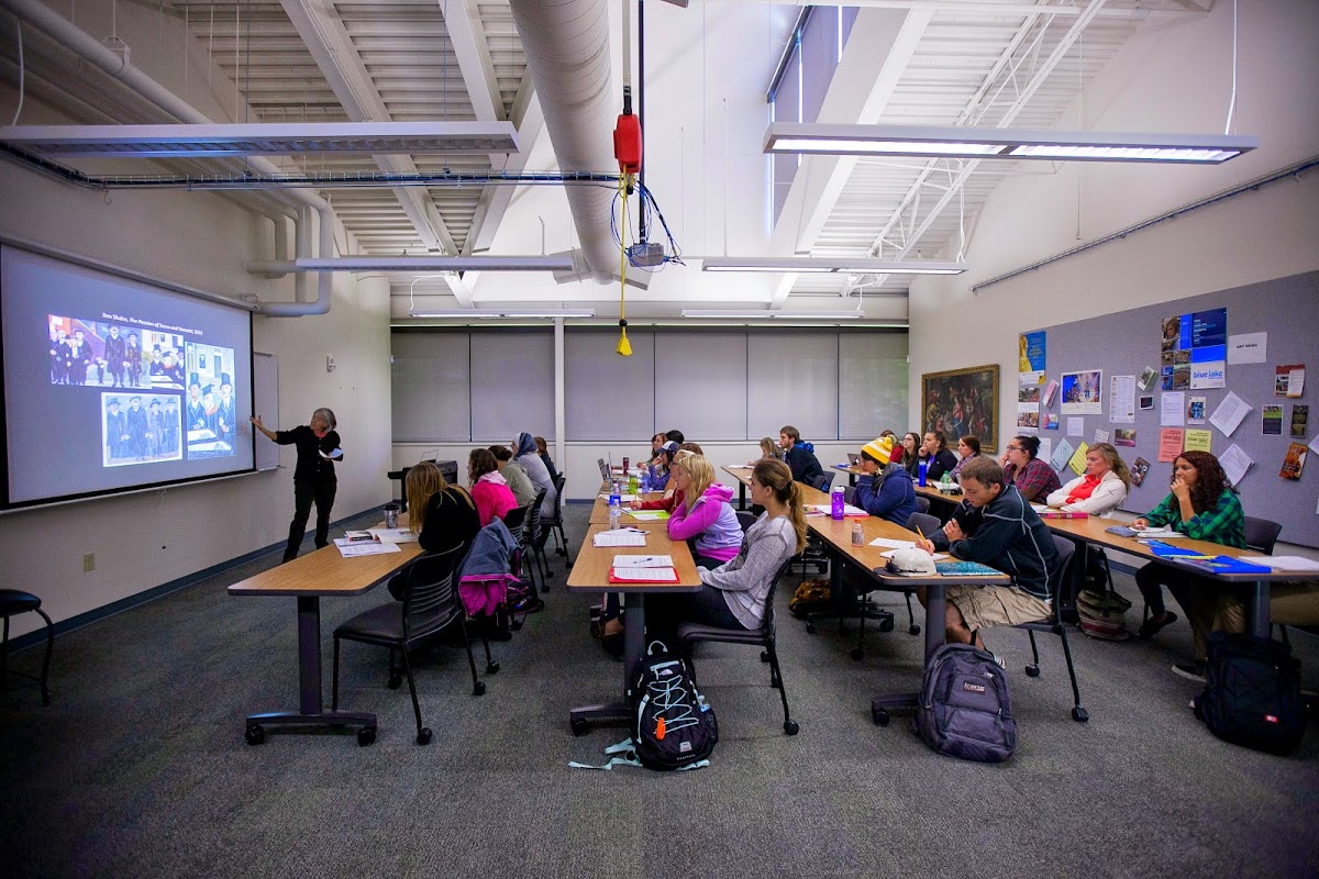 Edgewood College photo 4