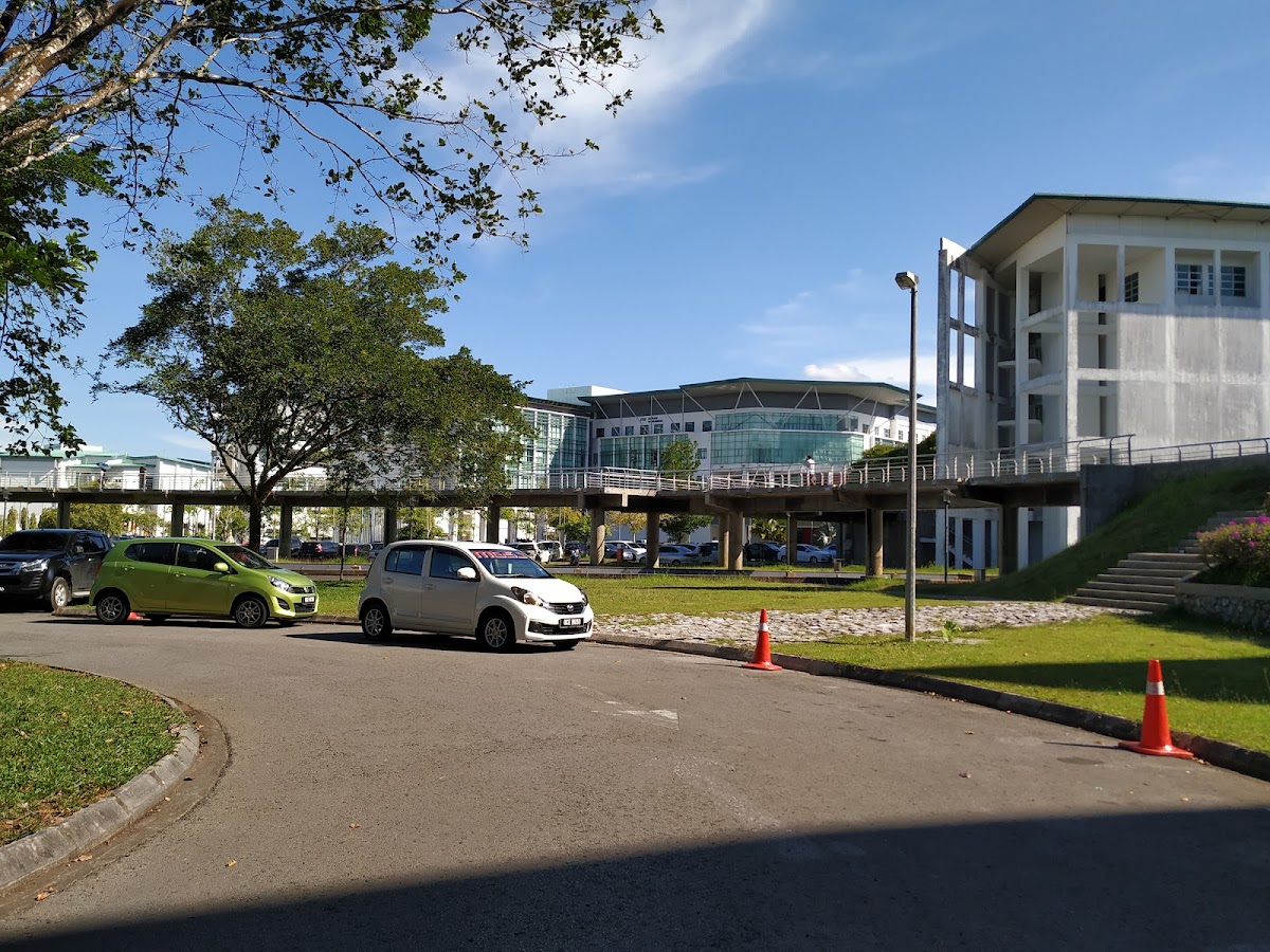 Universiti Malaysia Sarawak photo 4