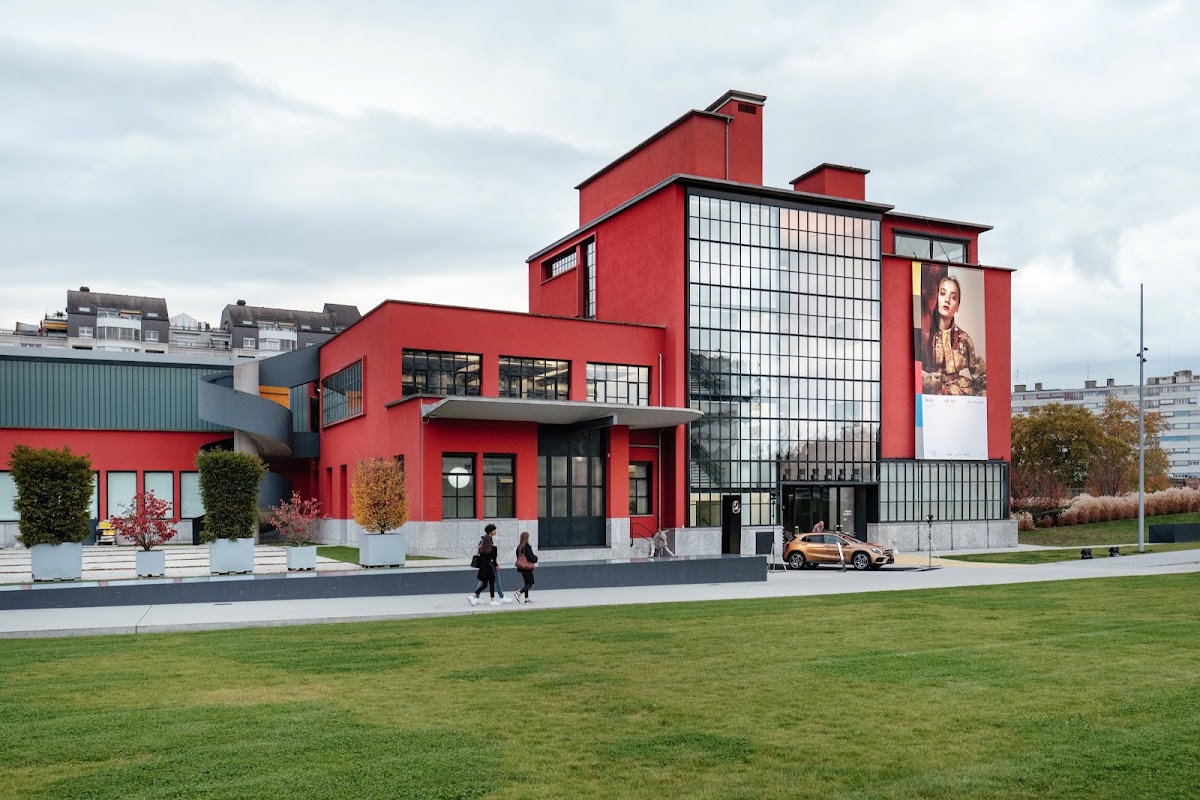 Haute École d'Art et de Design (HEAD) photo 2