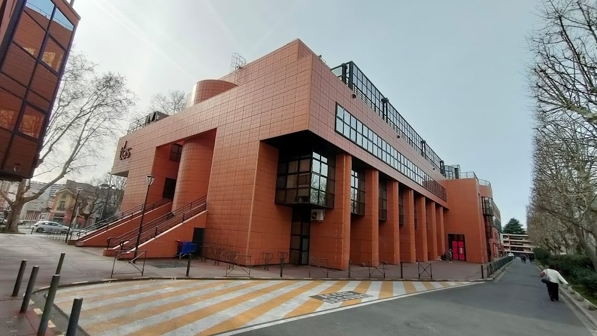 TBS Education photo 2