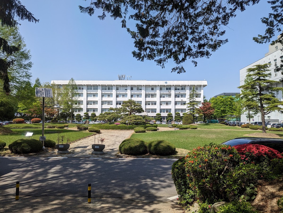 Wonkwang University photo 8