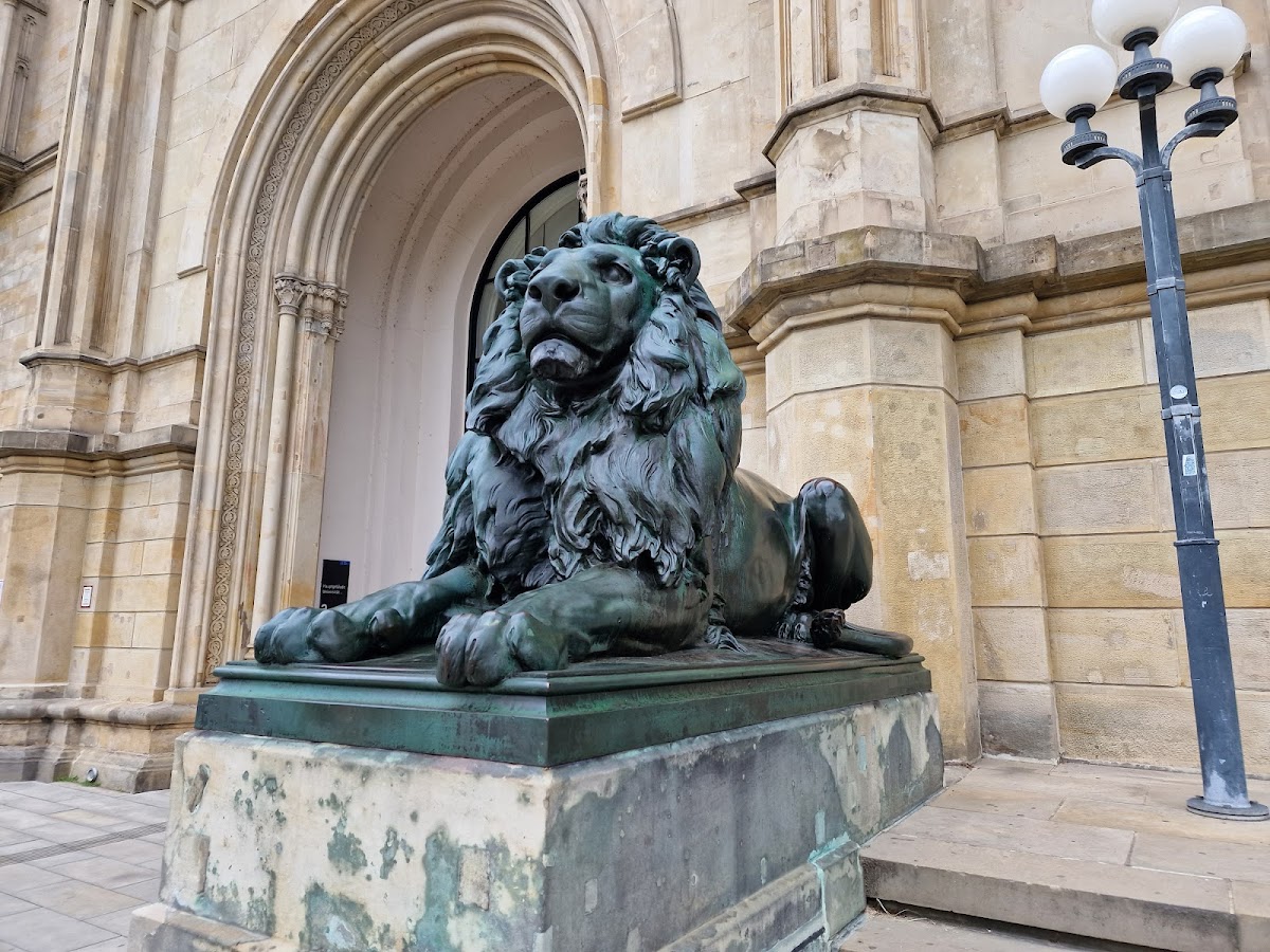 University of Hannover photo 3