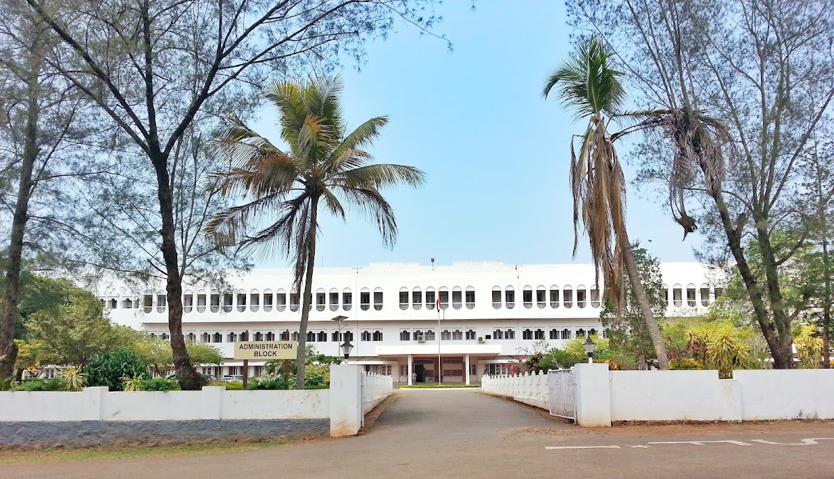 Calicut University photo 3