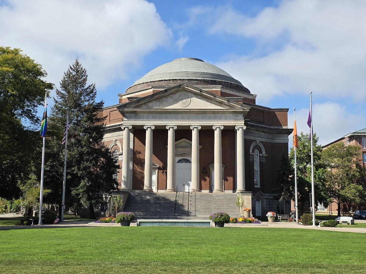 Syracuse University photo 4