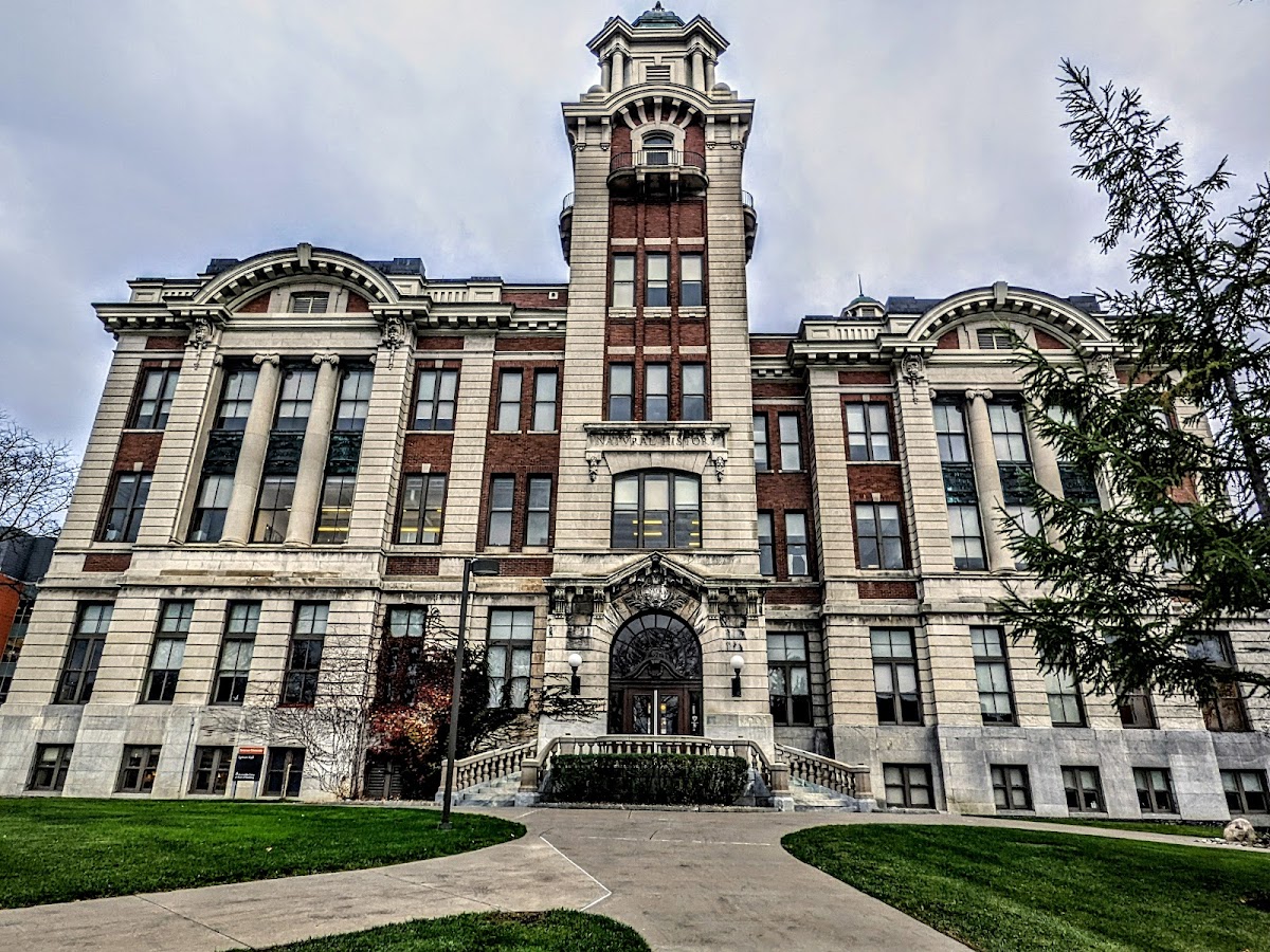 Syracuse University photo 5