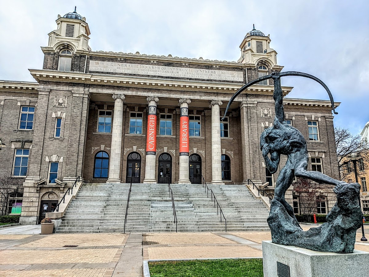 Syracuse University photo 6