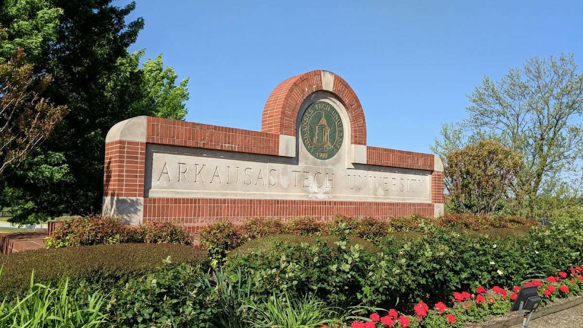 Arkansas Tech University photo 3