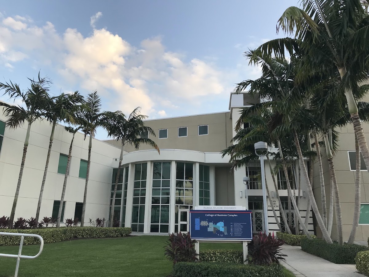 Florida Atlantic University photo 4