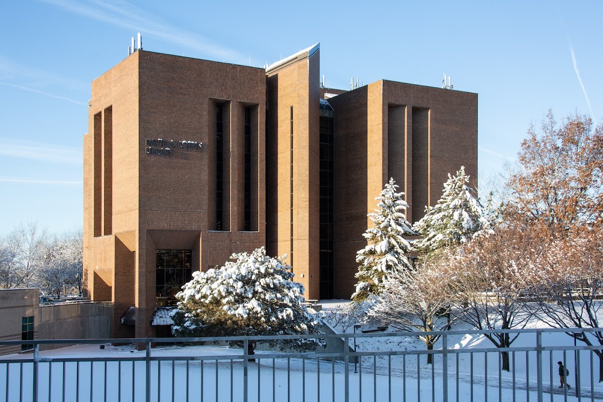 UW-Green Bay photo 3